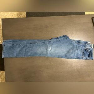 724 High Rise Straight LEVI